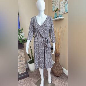 NWT! Wrap-Style Multi-Color Patterned Women's Dress